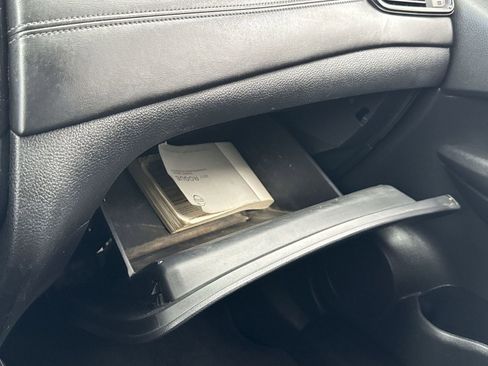 Used 2017 Nissan Rogue SL w/ SL Premium Package image 36