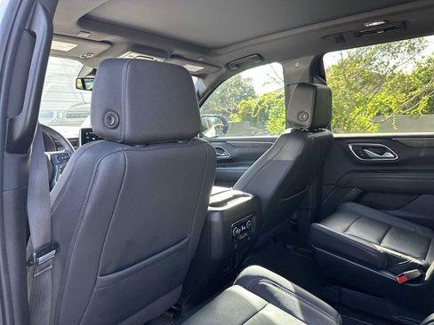 Used 2023 Chevrolet Tahoe LT w/ LT Signature Package RWD image 16