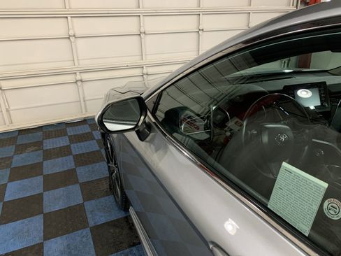 Used 2024 Toyota Camry SE image 11