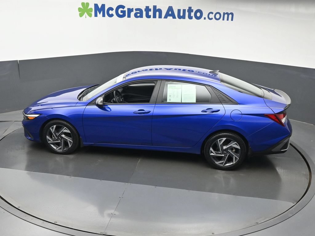 Used 2025 Hyundai Elantra Sport FWD image 22