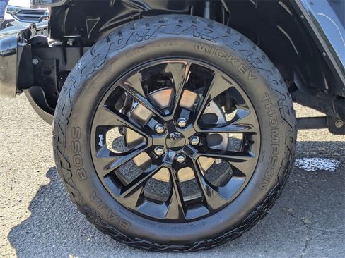 Used 2021 Jeep Wrangler Unlimited Sahara image 41