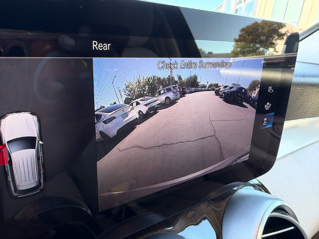Used 2021 Mercedes-Benz GLC 300 w/ Premium Package image 24