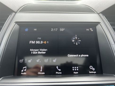Used 2019 Ford Taurus Limited image 16