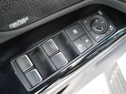 Certified 2022 Lexus LX 600 F Sport image 13