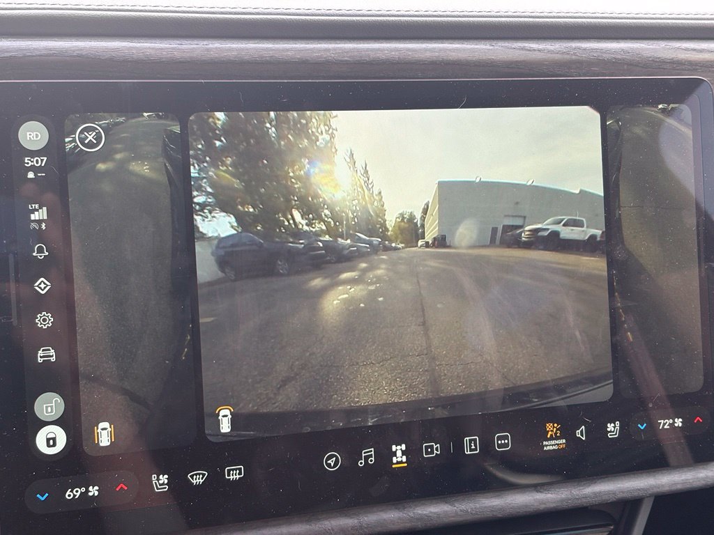 Used 2022 Rivian R1S Launch Edition Quad AWD/4WD image 43