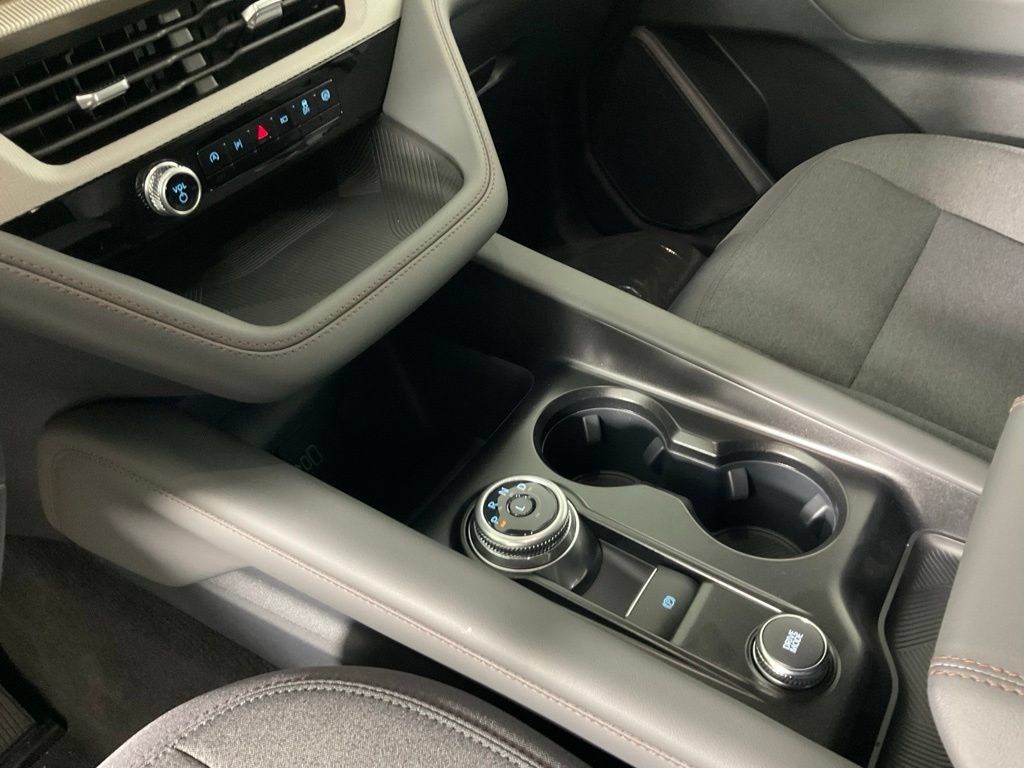 New 2027 Ford Explorer Active RWD image 20