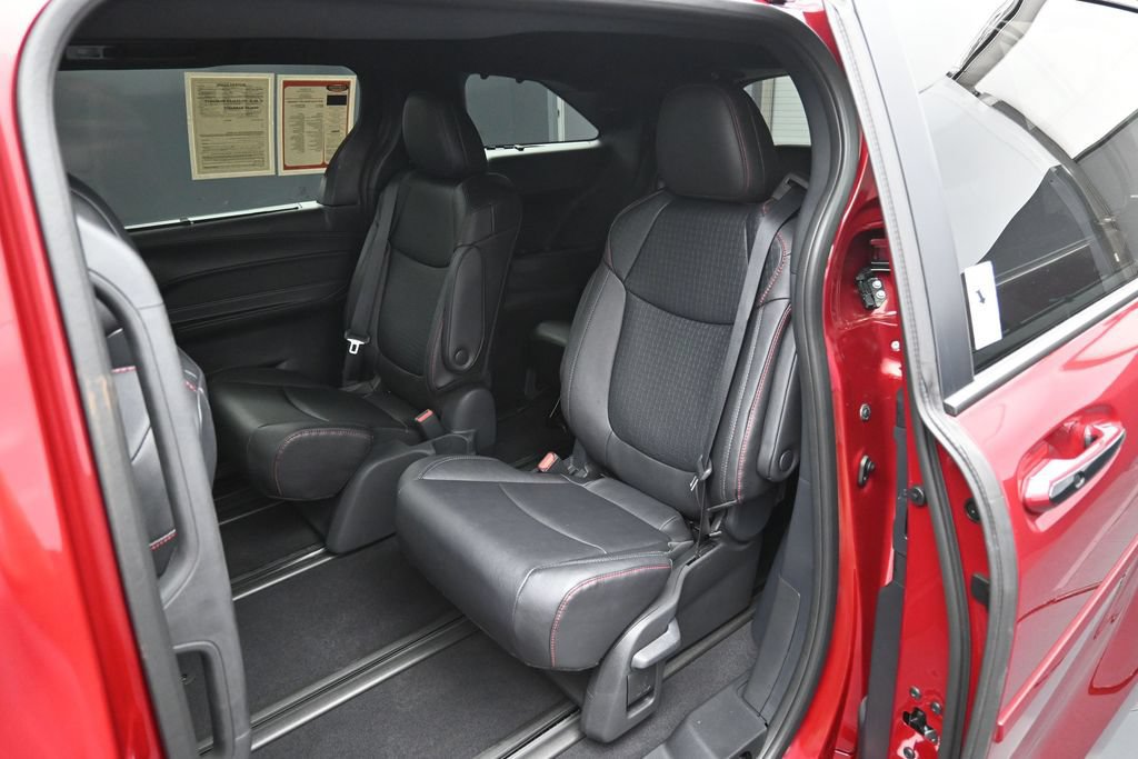 Used 2026 Toyota Sienna XSE AWD/4WD image 28