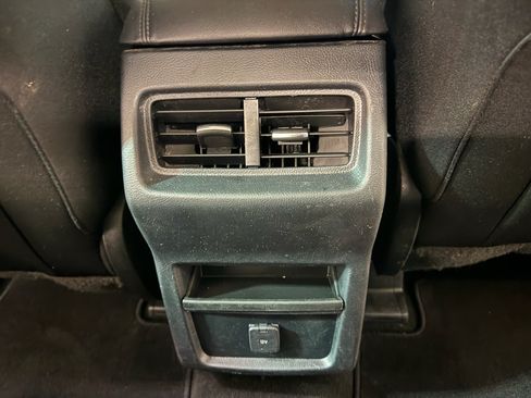 Used 2019 Ford Edge SE AWD/4WD image 28