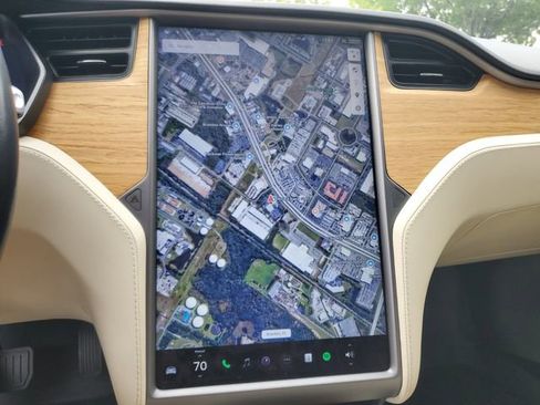 Used 2020 Tesla Model S Long Range image 22