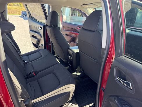 Used 2019 GMC Canyon SLE w/ Driver Alert Package image 15
