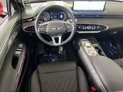 Used 2025 Genesis GV70 3.5T Sport w/ Sport Advanced Package image 23