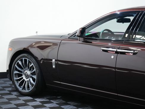 Used 2020 Rolls-Royce Ghost image 22