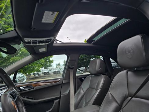Used 2018 Porsche Macan S AWD/4WD image 21