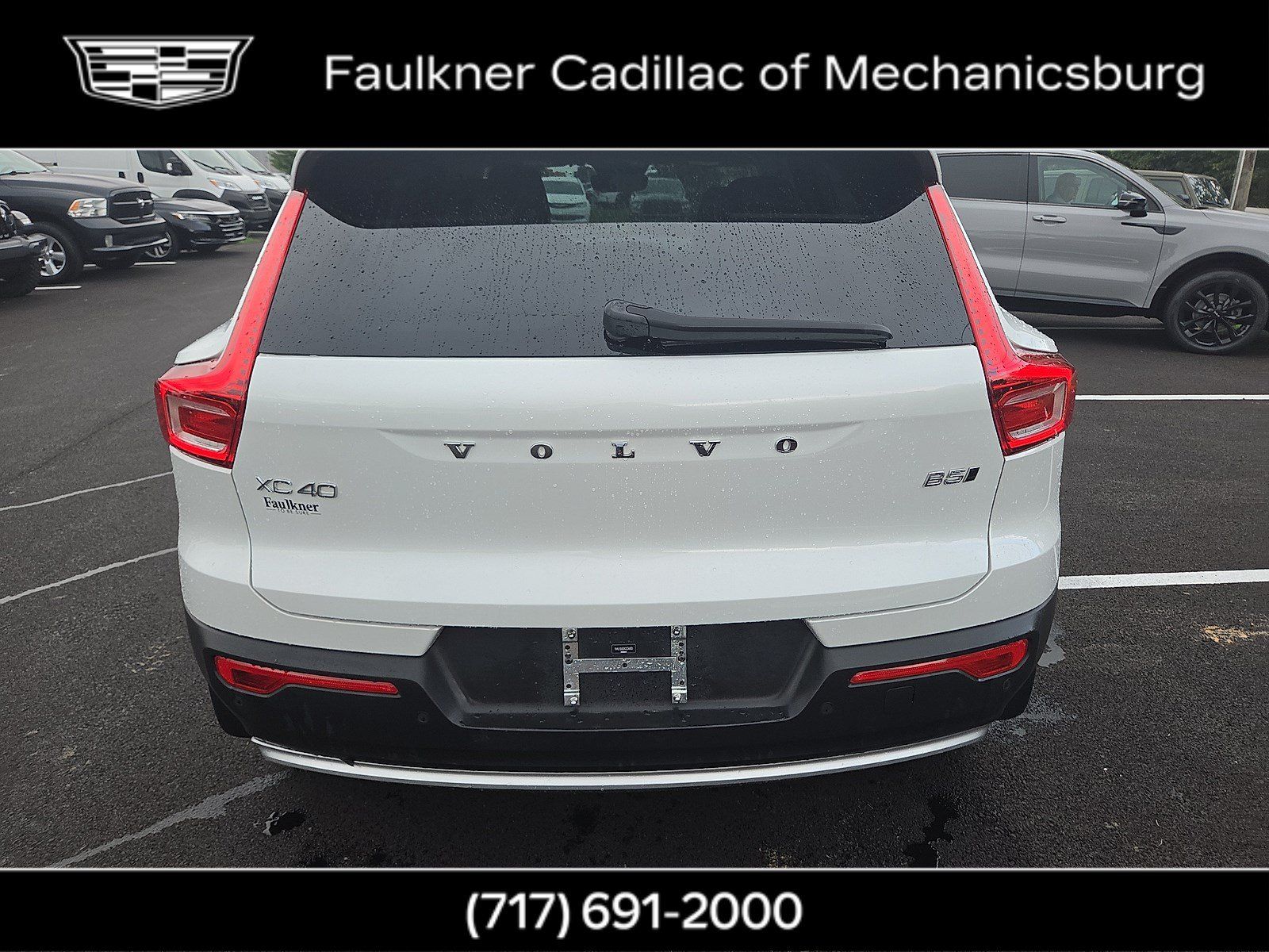 Used 2024 Volvo XC40 B5 Plus w/ Protection Package Premier AWD/4WD image 13