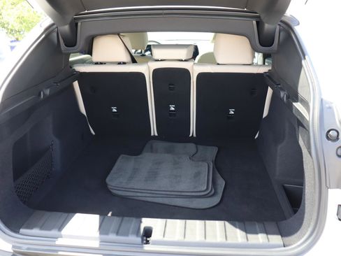 Certified 2024 BMW X2 xDrive28i w/ Premium Package image 27