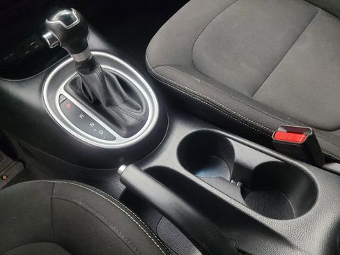 Used 2016 Kia Soul image 26