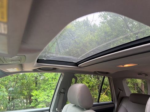 Used 2006 Toyota 4Runner SR5 image 9