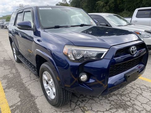 Used 2016 Toyota 4Runner SR5 Premium AWD/4WD image 2