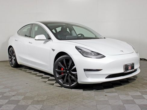 Used 2020 Tesla Model 3 Performance image 9