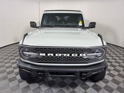Used 2021 Ford Bronco Badlands image 11