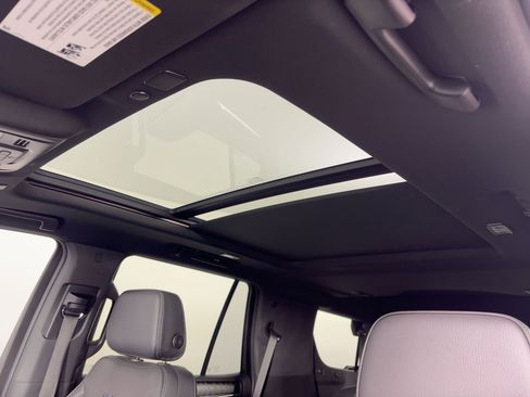 Used 2022 GMC Yukon Denali image 16