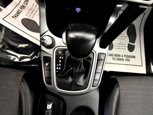 Used 2021 Kia Seltos S AWD/4WD image 22