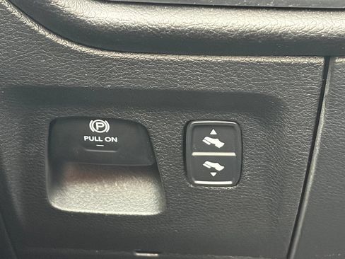 Used 2025 RAM 1500 Big Horn AWD/4WD image 57
