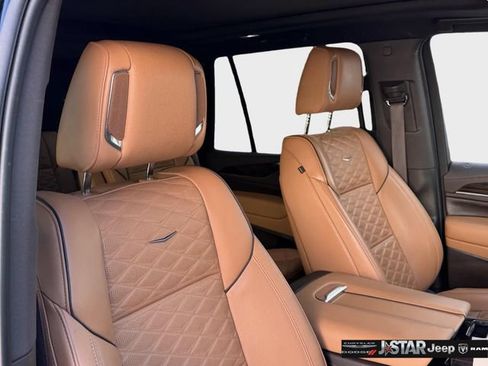 Used 2024 Cadillac Escalade Sport w/ Touring Package AWD/4WD image 26