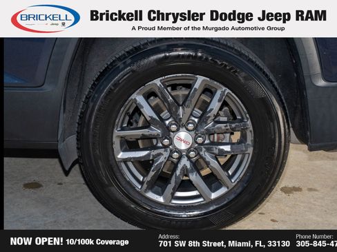 Used 2018 GMC Acadia SLT image 40