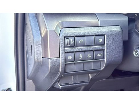 New 2026 Toyota 4Runner TRD Off-Road Premium AWD/4WD image 17