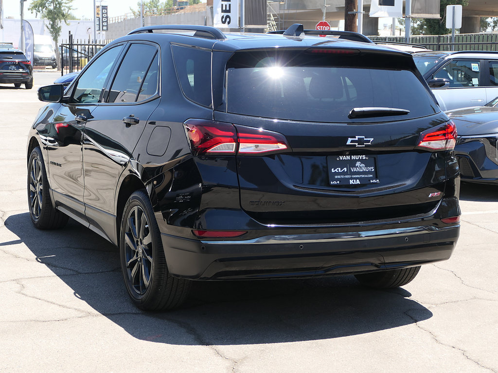 Used 2023 Chevrolet Equinox RS w/ RS Leather Package FWD image 6