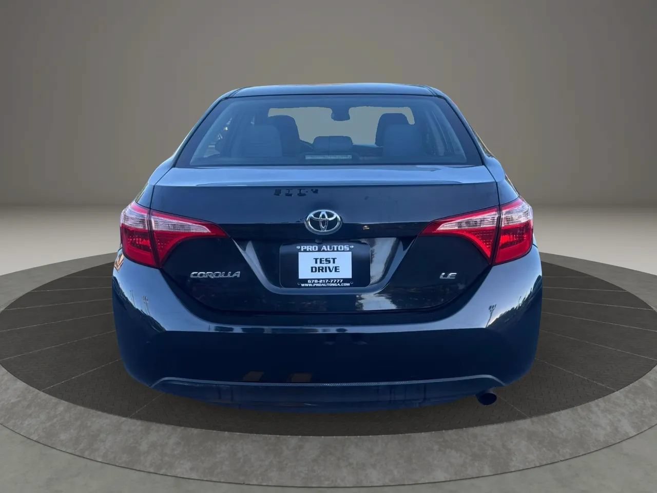 Used 2017 Toyota Corolla LE FWD image 8