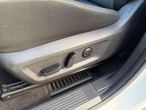 Certified 2023 Nissan Rogue SV image 16