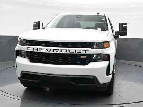 Used 2021 Chevrolet Silverado 1500 Custom w/ Custom Max Trailering Package AWD/4WD image 9