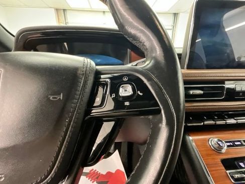 Used 2020 Lincoln Aviator Reserve w/ Class IV Trailer Tow Package AWD/4WD image 23