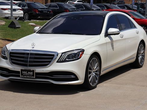 Used 2018 Mercedes-Benz S 560 4MATIC Sedan image 5