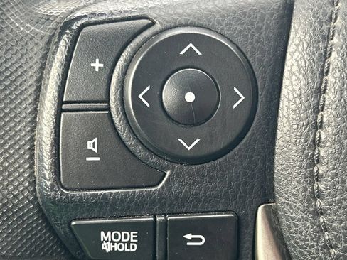 Used 2014 Toyota RAV4 LE AWD/4WD image 31