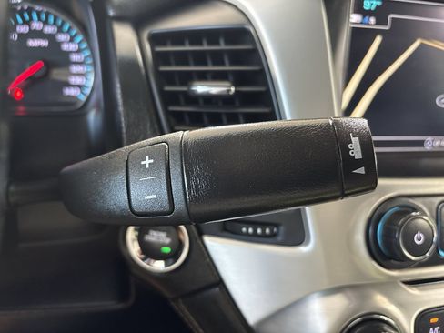 Used 2018 GMC Yukon SLT w/ Open Road Package RWD image 20