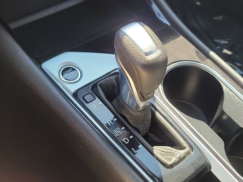 Used 2024 Nissan Altima 2.5 SV image 26