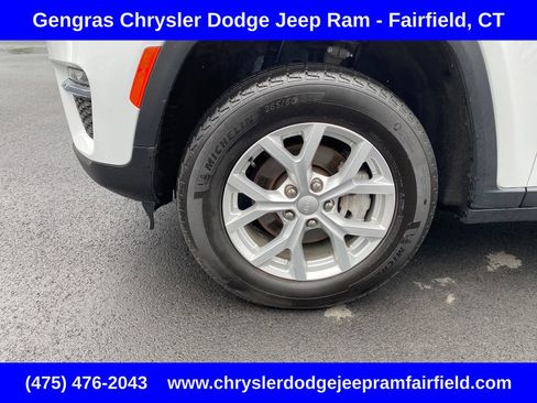 Used 2023 Jeep Grand Cherokee Limited w/ Trailer Tow Prep Group (B) AWD/4WD image 49