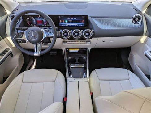 New 2026 Mercedes-Benz GLA 250 GLA 250 image 14