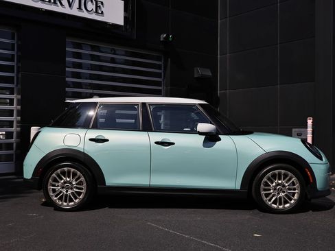 Used 2026 MINI Cooper S FWD image 4