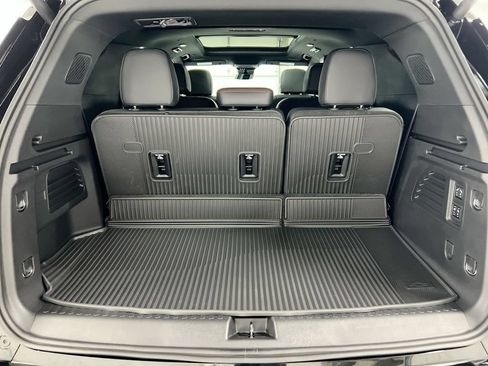 New 2026 Chevrolet Traverse RS w/ LPO, Floor Liner Package AWD/4WD image 26