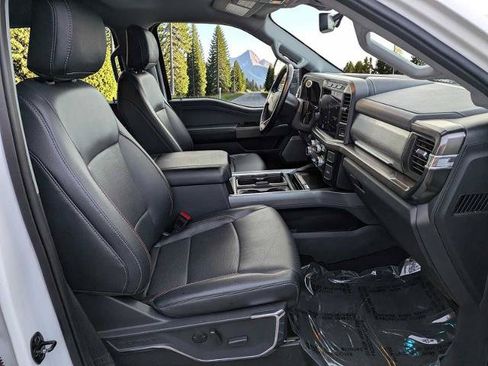 Certified 2023 Ford F250 Lariat w/ Lariat Ultimate Package AWD/4WD image 17
