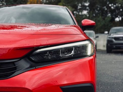 Used 2023 Honda Civic EX image 8