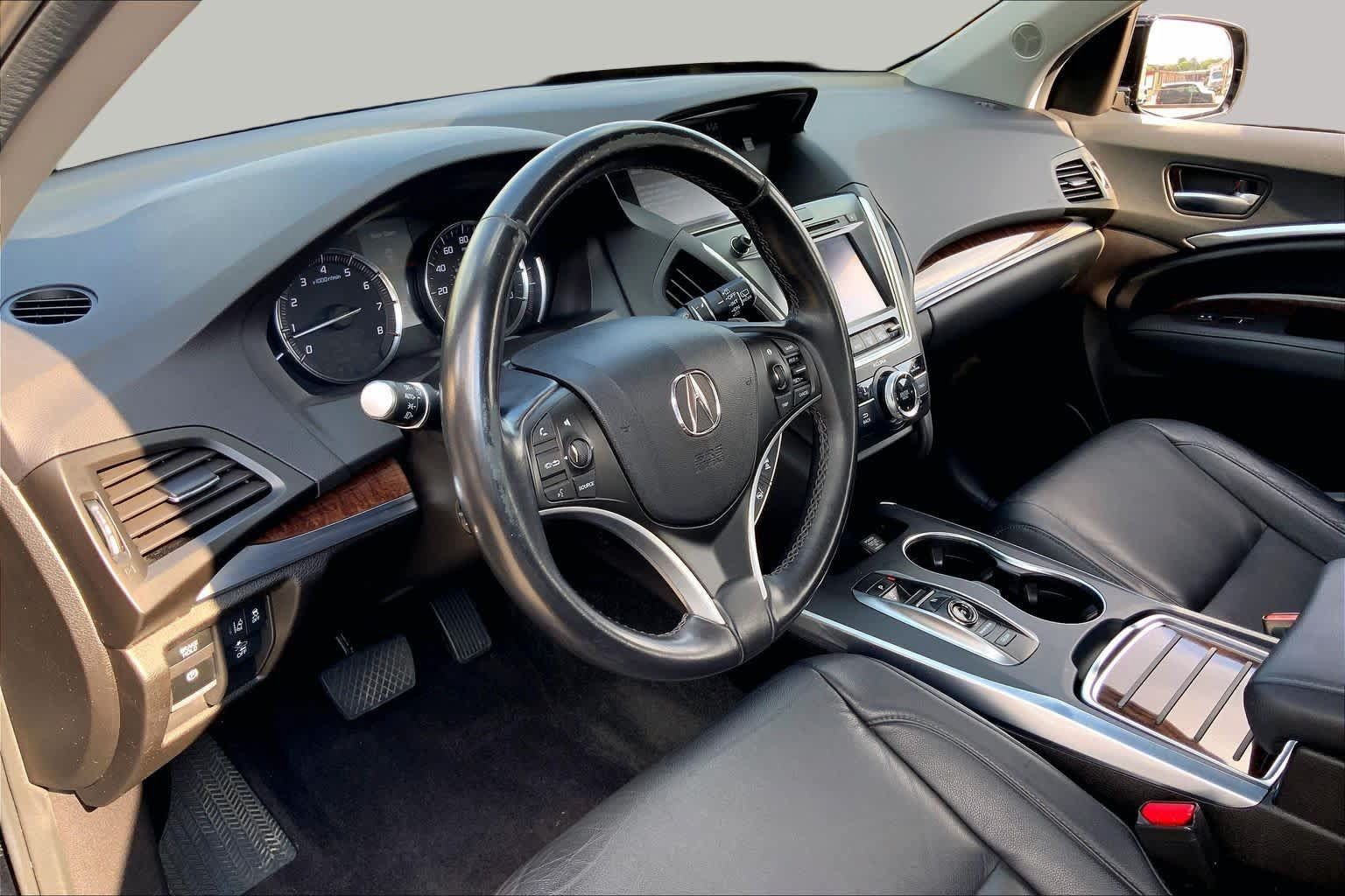 Used 2020 Acura MDX FWD image 18