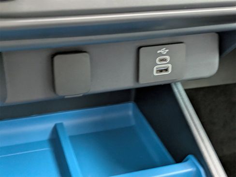 New 2025 Ford Maverick XLT w/ XLT Luxury Package image 22