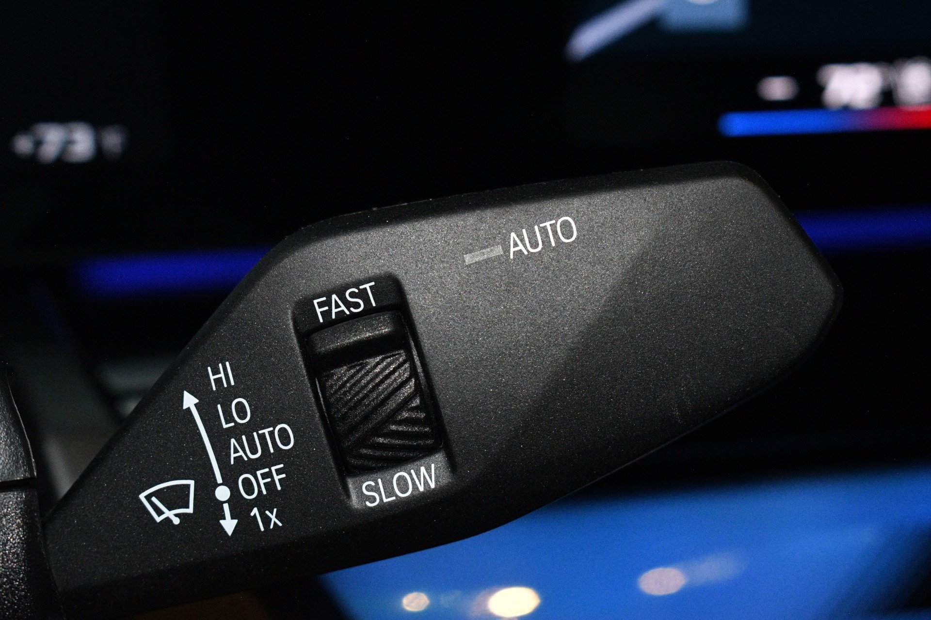 Used 2025 BMW M5 w/ Carbon Package AWD/4WD image 32