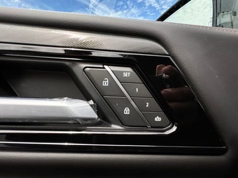 New 2026 GMC Yukon AT4 w/ AT4 Premium Package AWD/4WD image 19