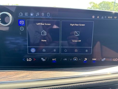 New 2026 Chevrolet Suburban Z71 w/ Z71 Off-Road Package AWD/4WD image 40